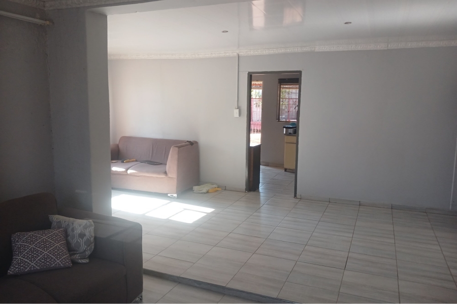 3 Bedroom Property for Sale in Roodepan Northern Cape